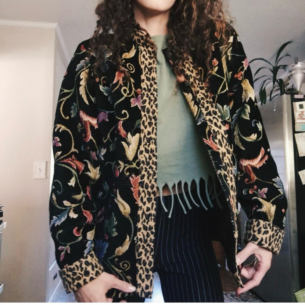 Vintage‎ 90s Tapestry Velvet Floral Leopard Trim Statement Jacket Boho Grunge L